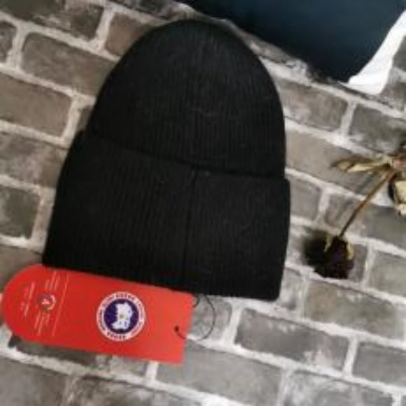 Canada Goose hat main image 2